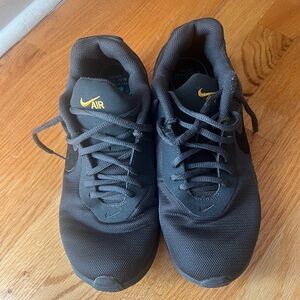 Nike Air Max Oketo Men's Gray Anthracite Shoe Sneaker AQ2235-009 Size 9